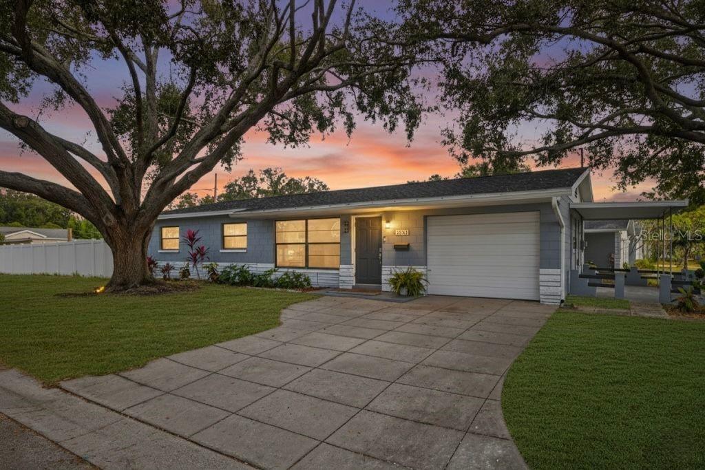 6501 Livingston Ave., St Petersburg, FL 33702