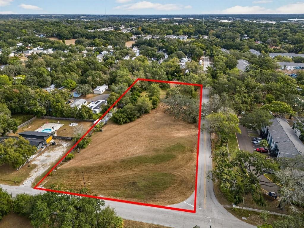 4501 Clewis Ave., Tampa, FL 33610