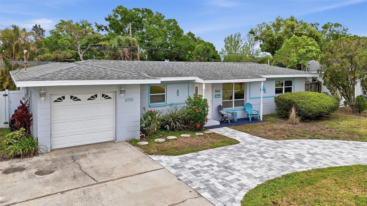 6725 17th Ln., St Petersburg, FL 33702