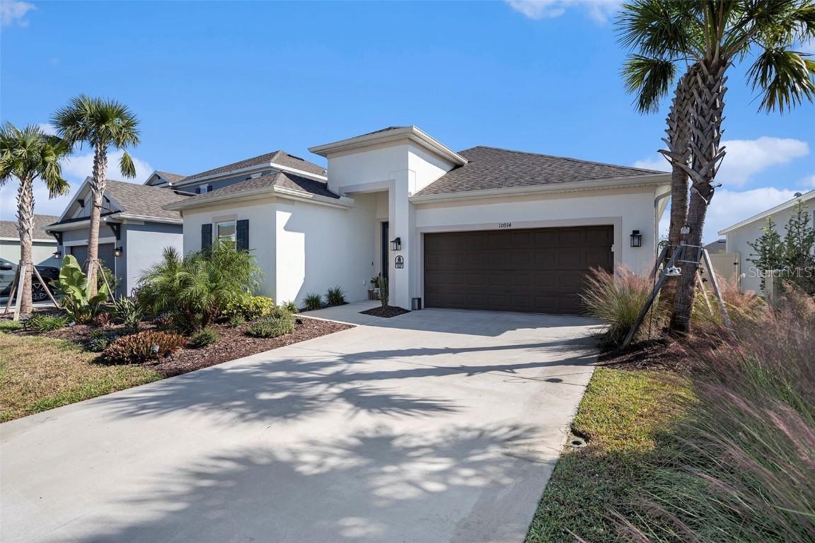10914 Fieldstone Dr., Palmetto, FL 34221