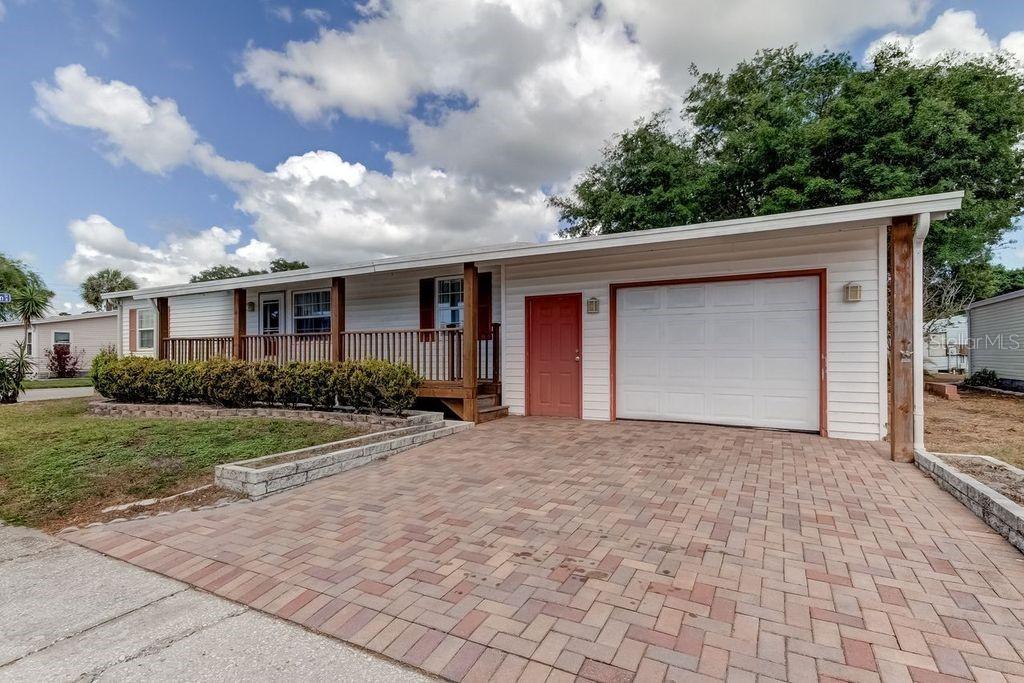 278 Pelican Dr., Oldsmar, FL 34677