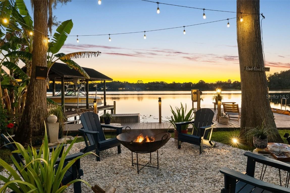 122 Lake Dr., Lutz, FL 33548