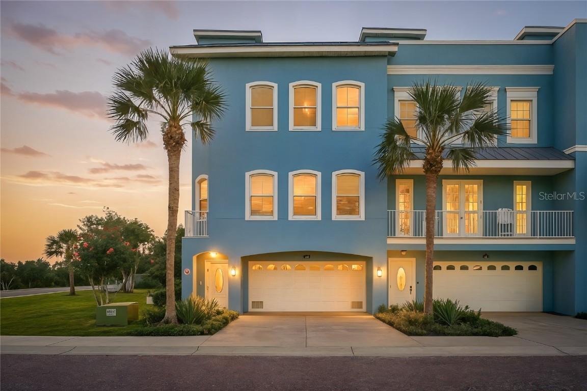 1197 Flying Fish Ln., Tarpon Springs, FL 34689