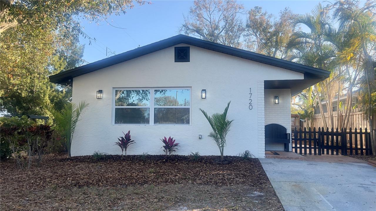 1720 34th Ave., St Petersburg, FL 33713