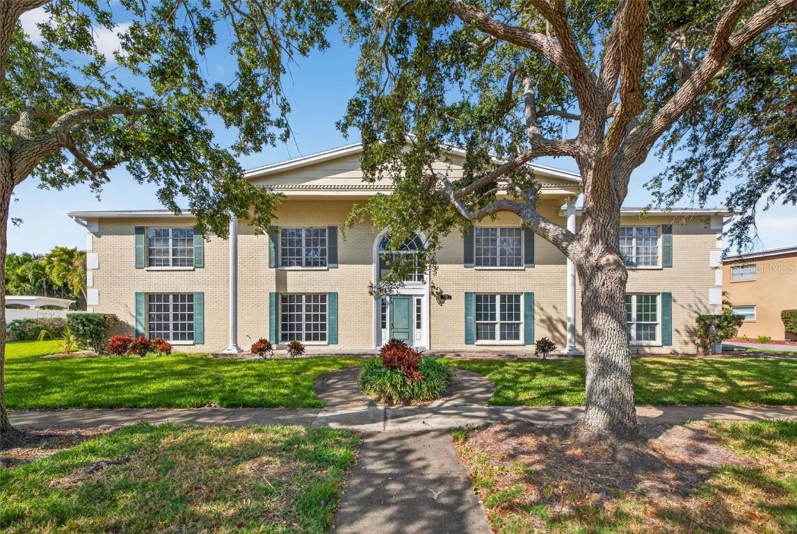 1000 Rafael Blvd. #1, St Petersburg, FL 33704