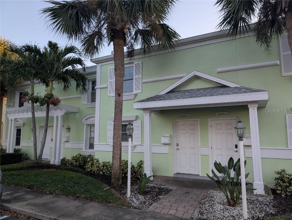 4957 Cobia Dr., St Petersburg, FL 33705