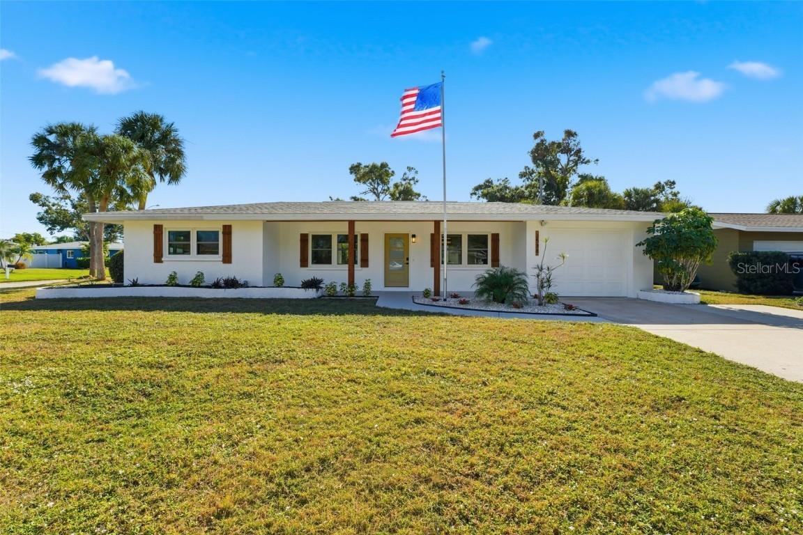 3538 Fairview Dr., Sarasota, FL 34239