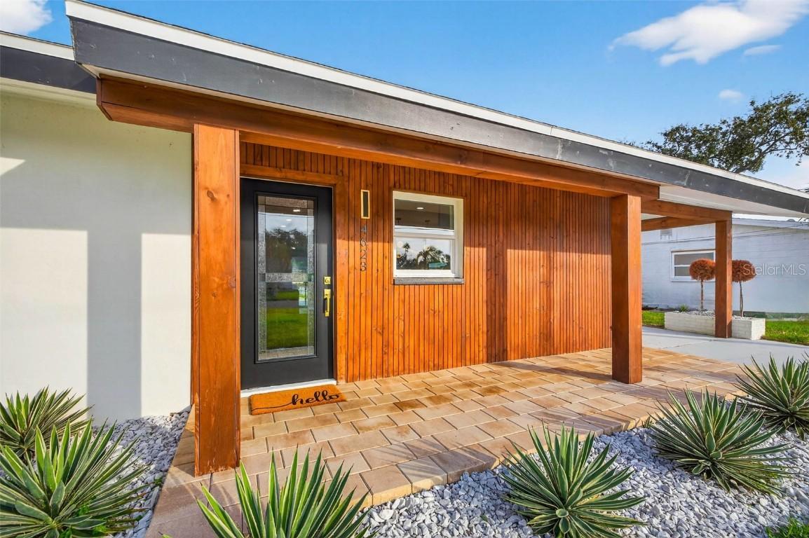 4623 Carson St., St Petersburg, FL 33703