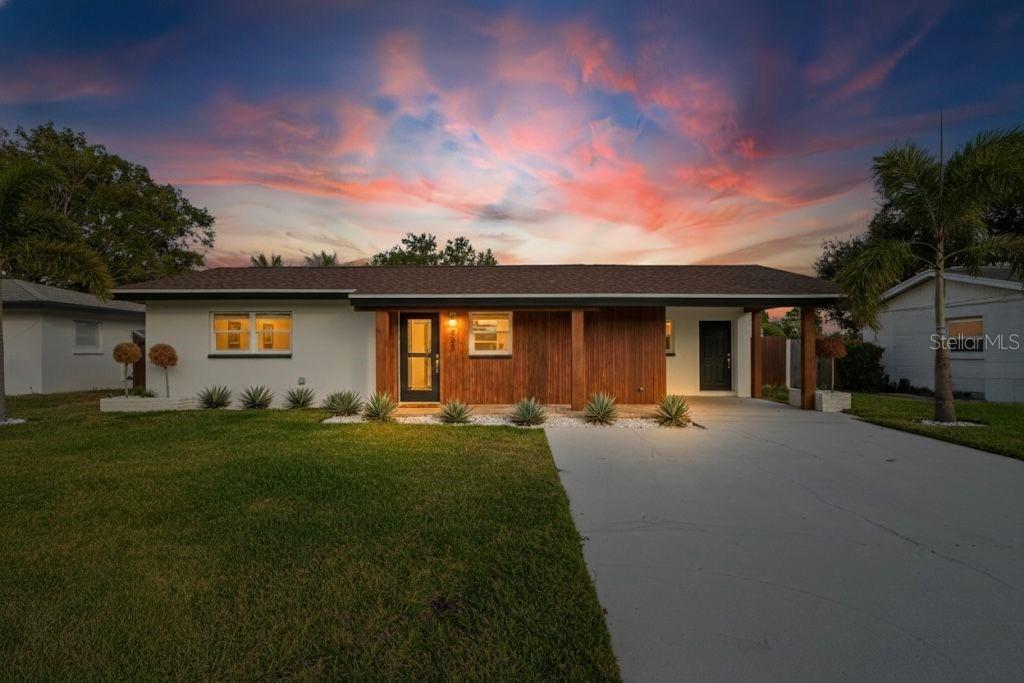 4623 Carson St., St Petersburg, FL 33703