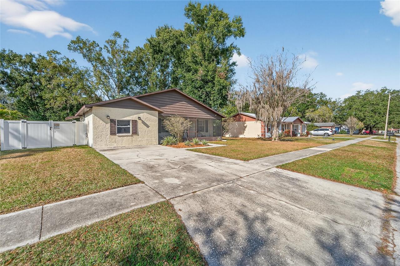 632 Swiss Dr., Lakeland, FL 33810