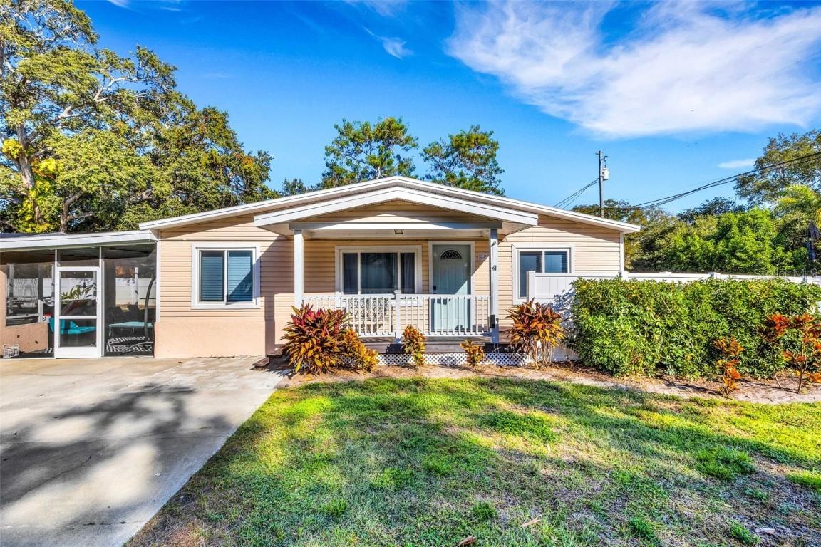 1600 Loretta Ave., Largo, FL 33770