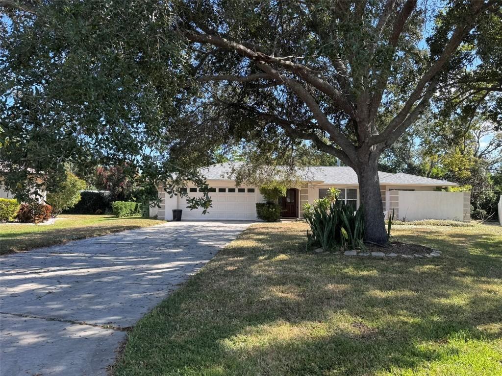 145 Mimosa Dr., Sarasota, FL 34232