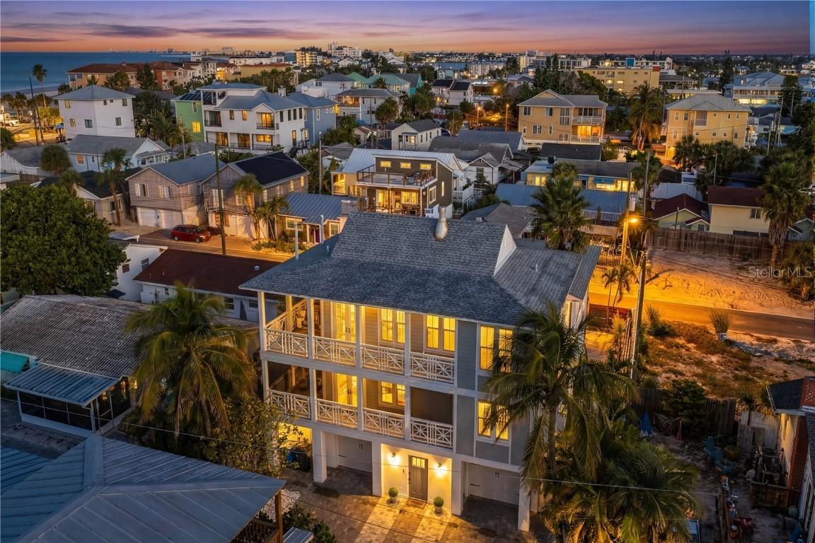 114 88th Ave., Treasure Island, FL 33706