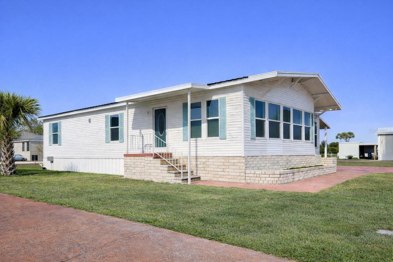 112 Saint Pierres Way, Apollo Beach, FL 33572