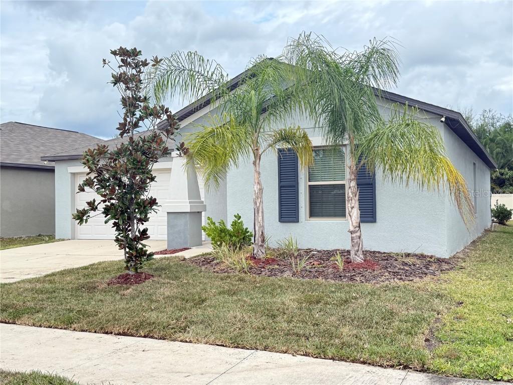 5406 Amaryllis Garden St., Apollo Beach, FL 33572