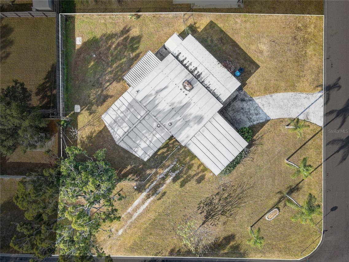 1000 61st Ave., St Petersburg, FL 33703