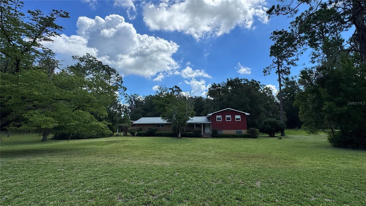 281 SW Marks Dr., Lake City, FL 32024
