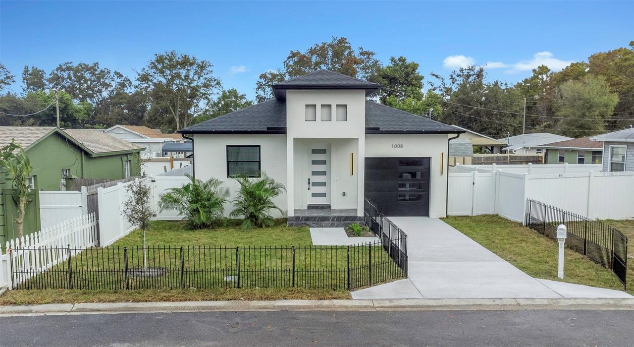 1008 Hawkins St., Clearwater, FL 33756