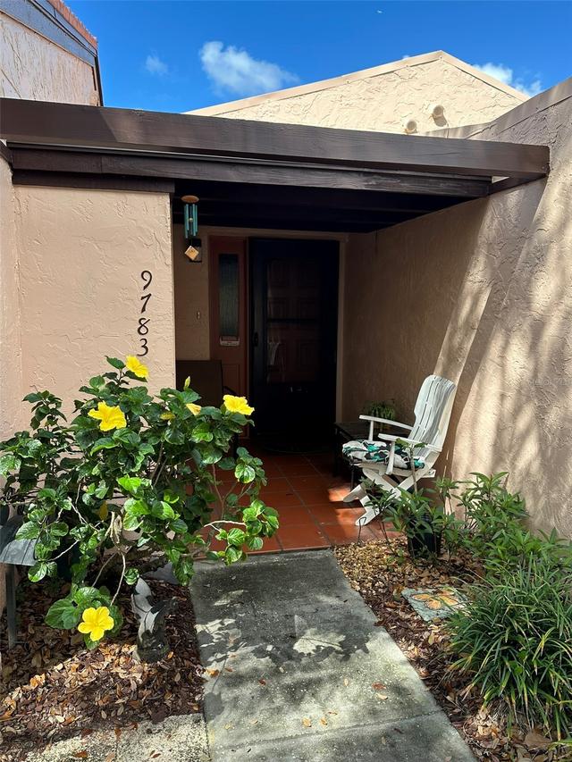 9783 86th Ave., Seminole, FL 33777