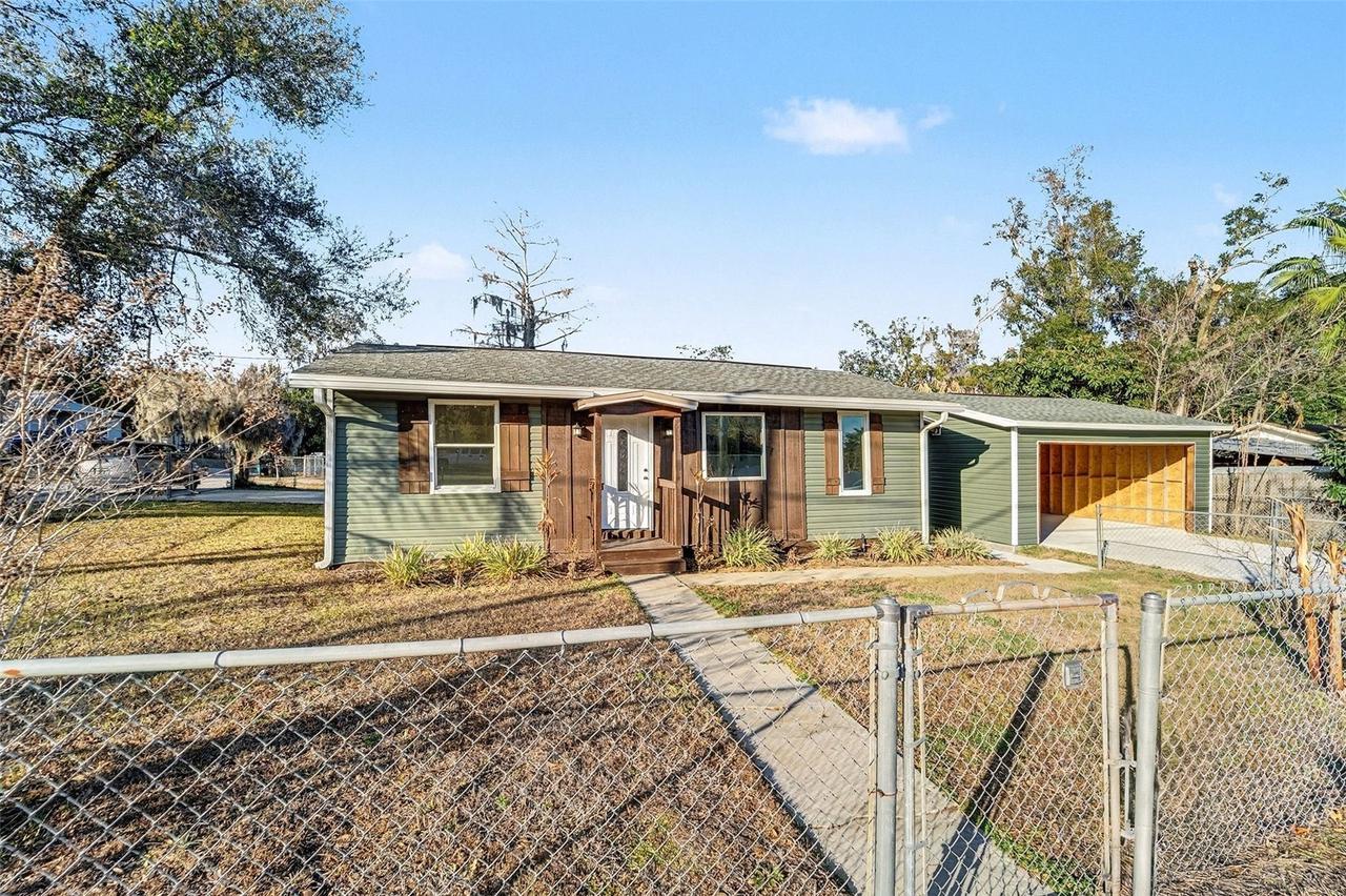 37045 North Ave., Dade City, FL 33523