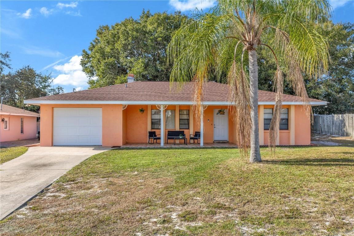1642 Horseshoe Ter., Deltona, FL 32738
