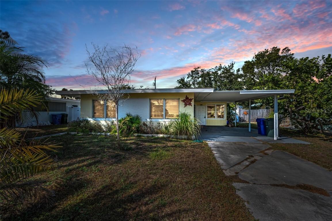 2476 Coronado Way, Dunedin, FL 34698