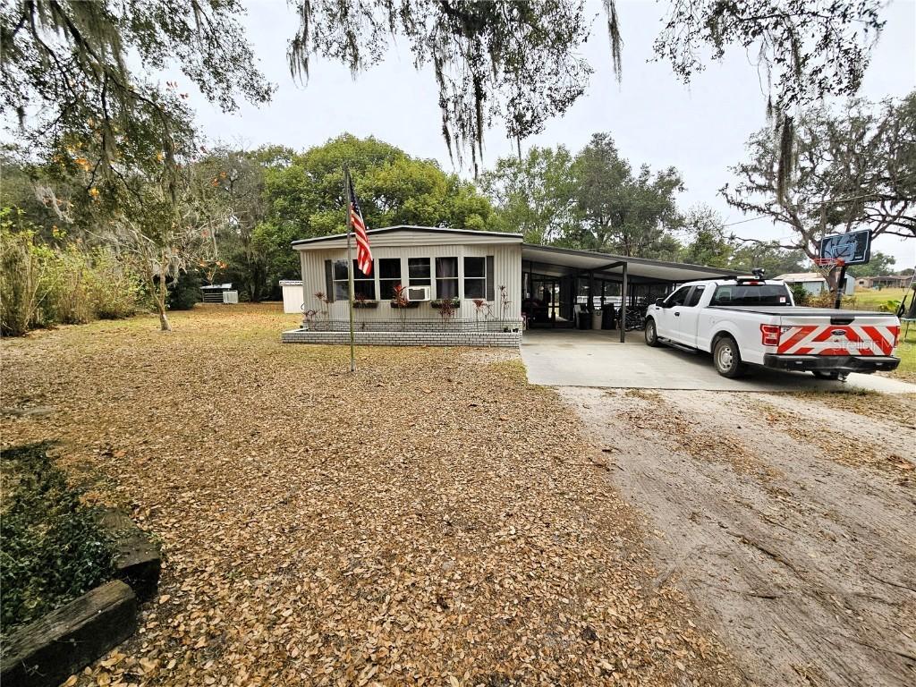 4211 Lowell Ln., Zephyrhills, FL 33541