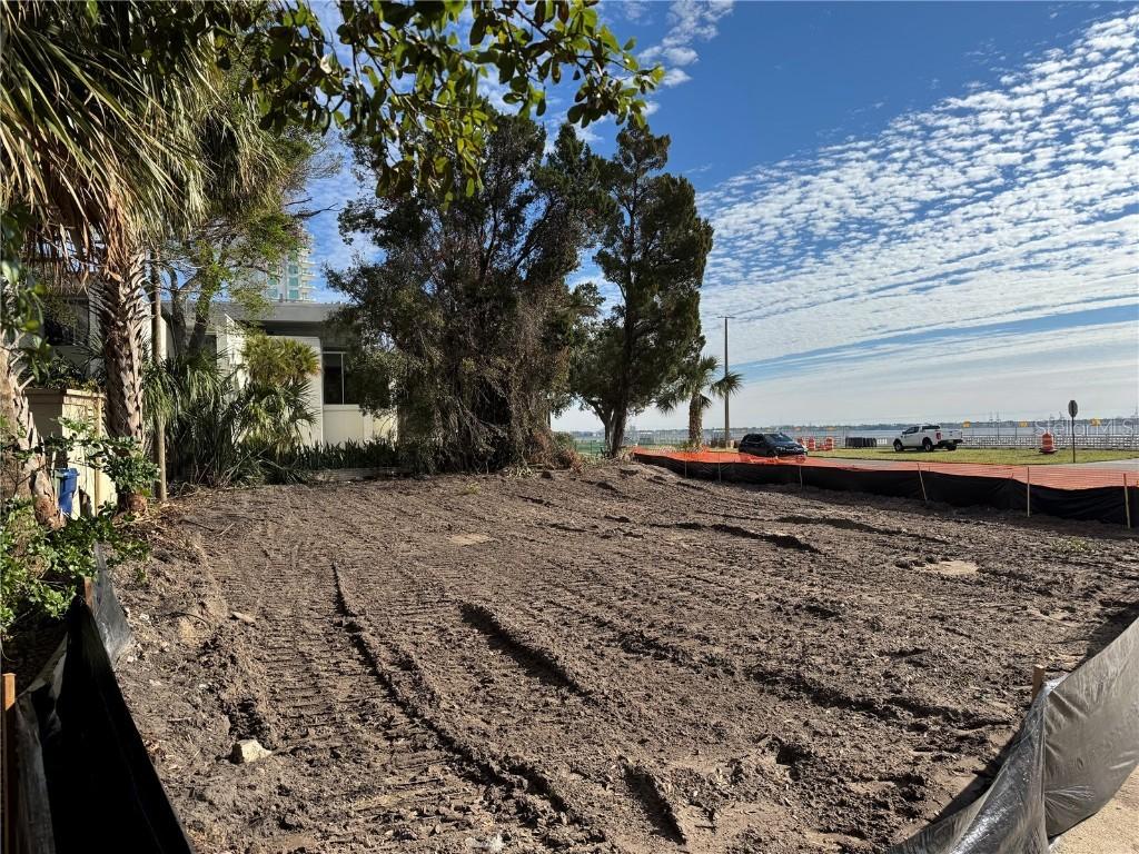 2715 Bayshore Blvd., Tampa, FL 33629