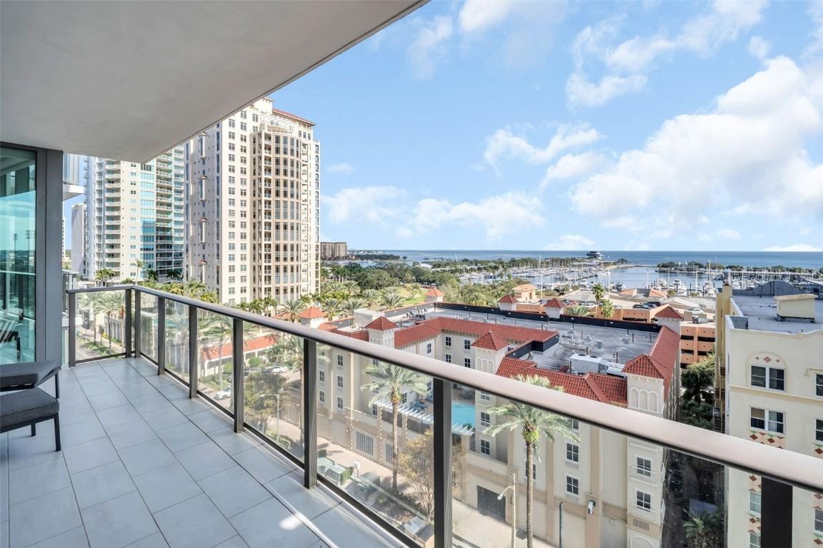 100 1st Ave. #802, St Petersburg, FL 33701