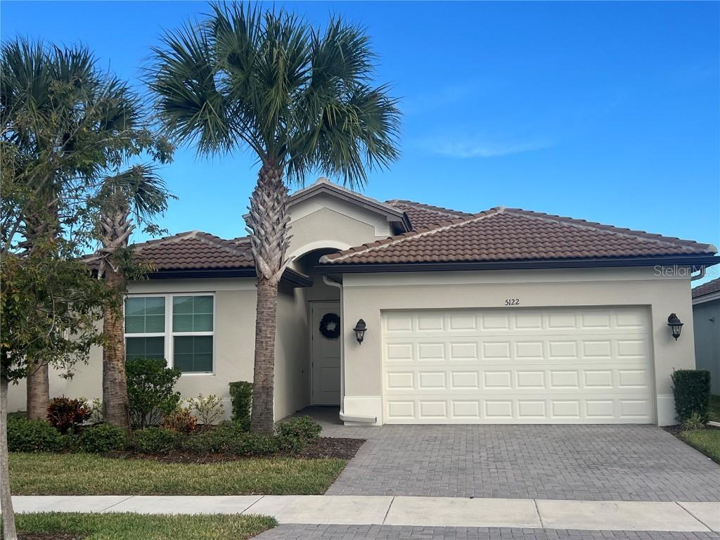 5122 Sierra Falls Ct., Wimauma, FL 33598