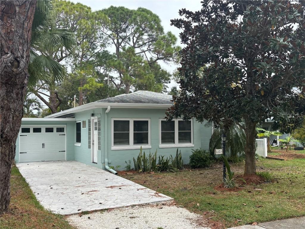 512 Tennessee Ave., Crystal Beach, FL 34681