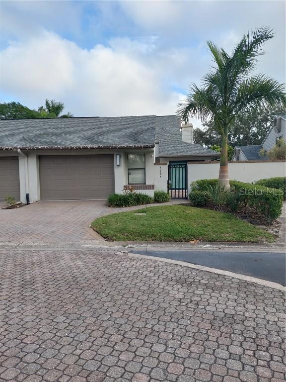 10671 Andrew Ln., Seminole, FL 33777