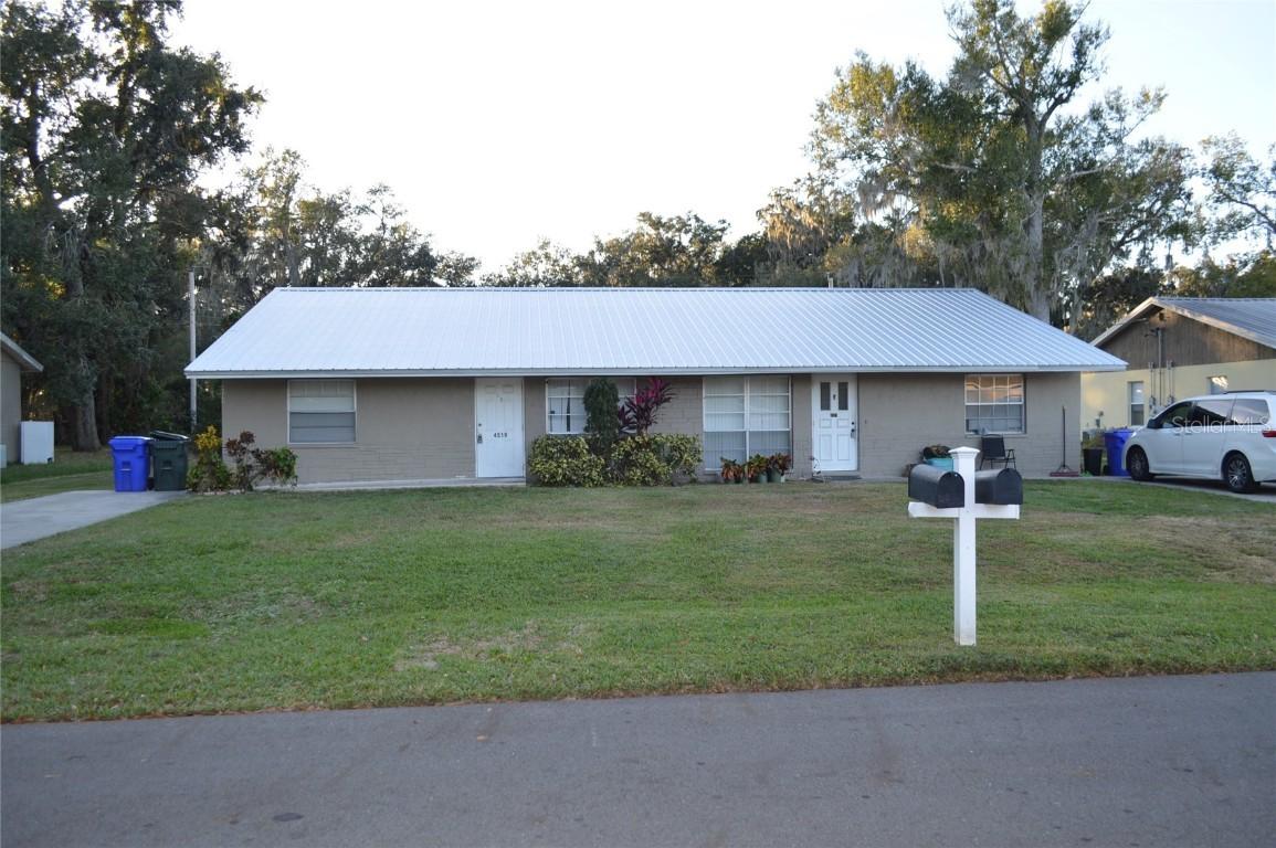 4517-4519 Ballentine Ct., Lakeland, FL 33813