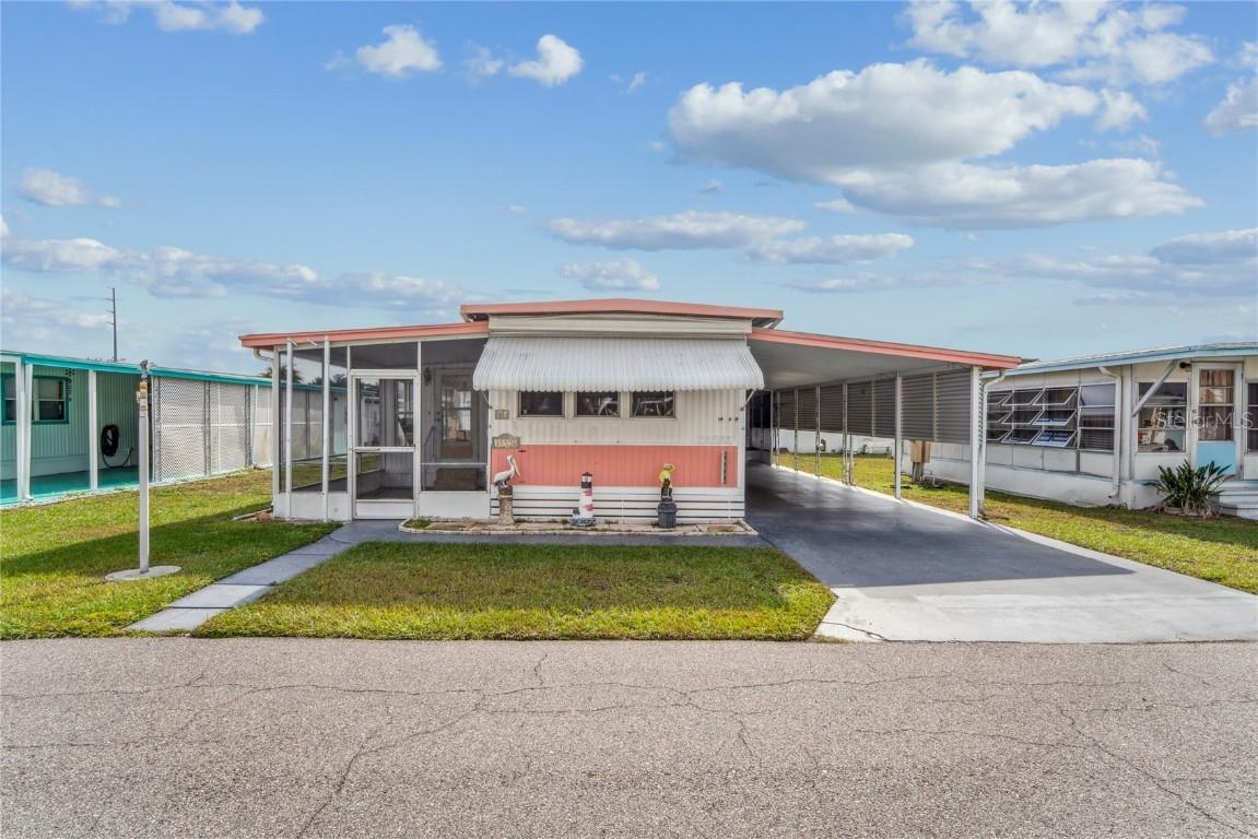 38536 Remora Ave., Zephyrhills, FL 33542