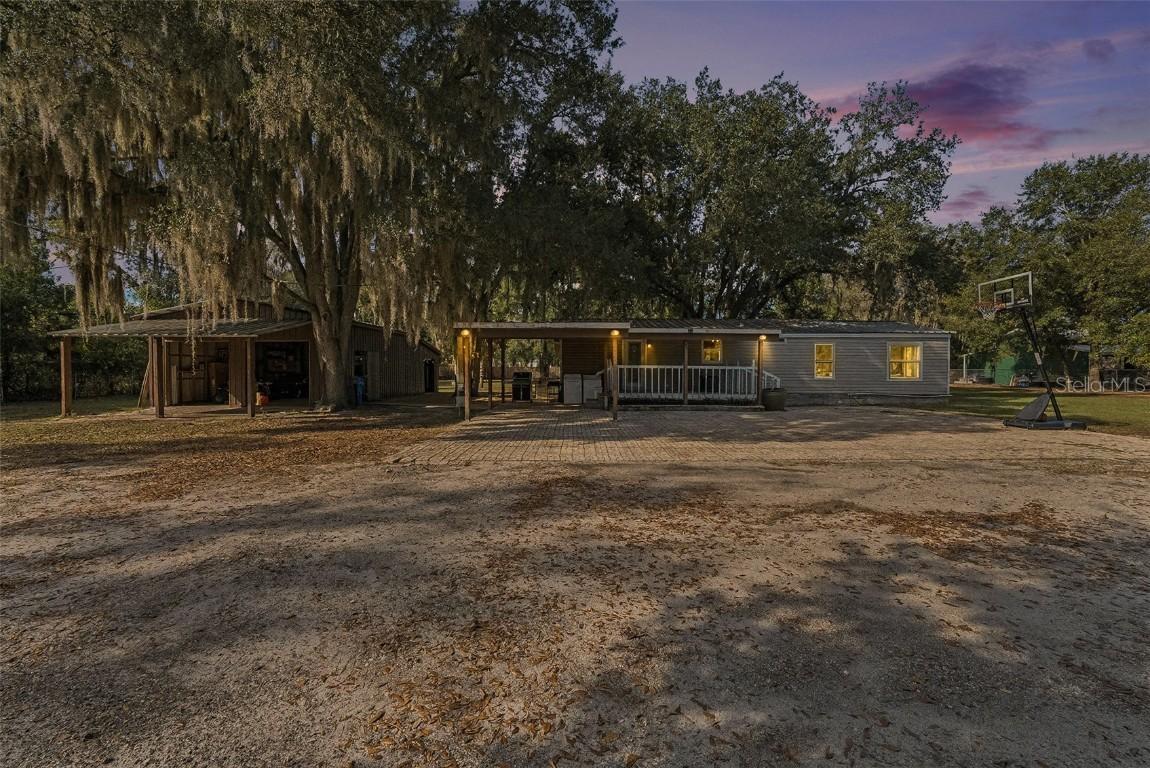 5601 Joyce Sheffield Ln., Plant City, FL 33565