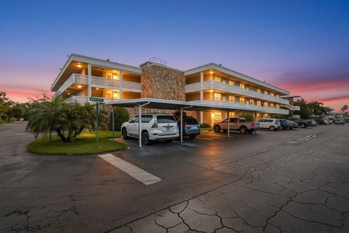 5095 Bay St. #210, St Petersburg, FL 33703