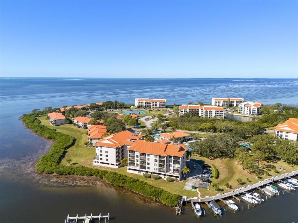 1810 Mariner Dr. #308, Tarpon Springs, FL 34689