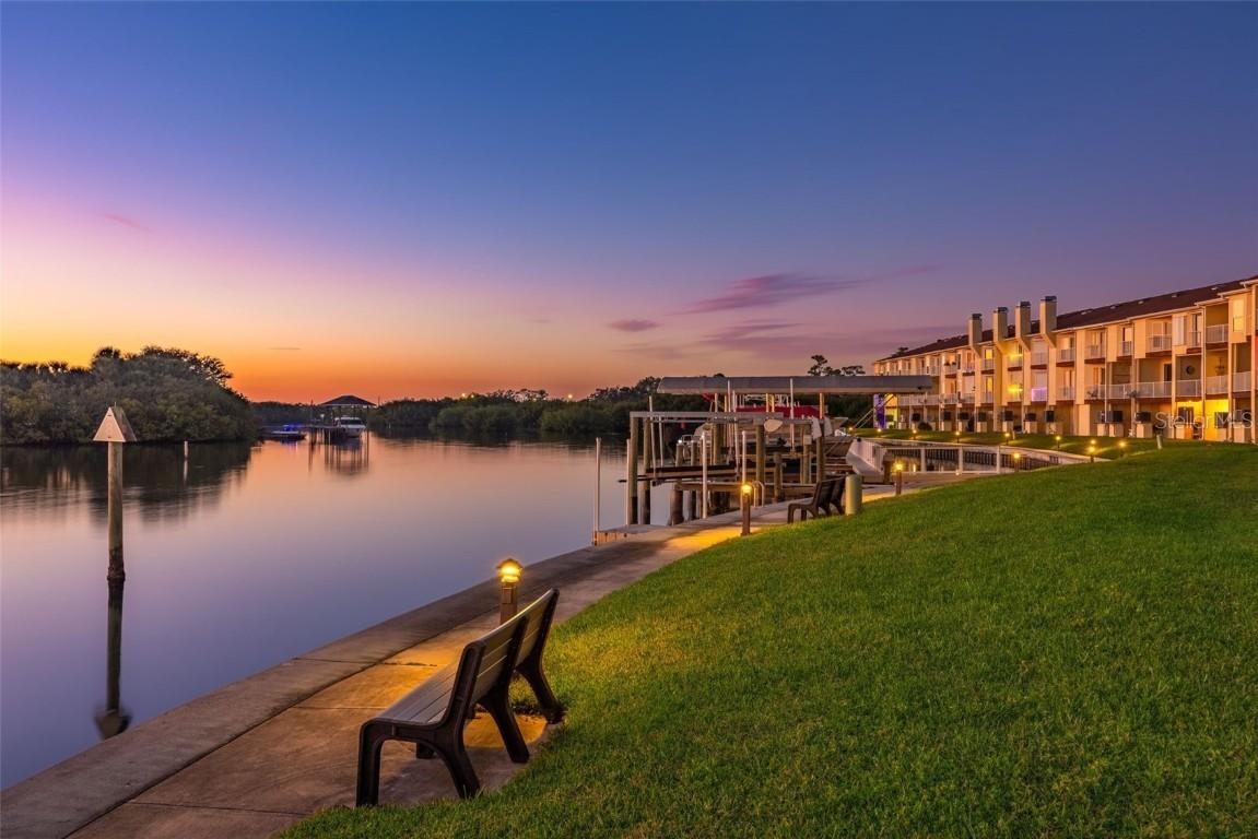 152 Brent Cir., Oldsmar, FL 34677