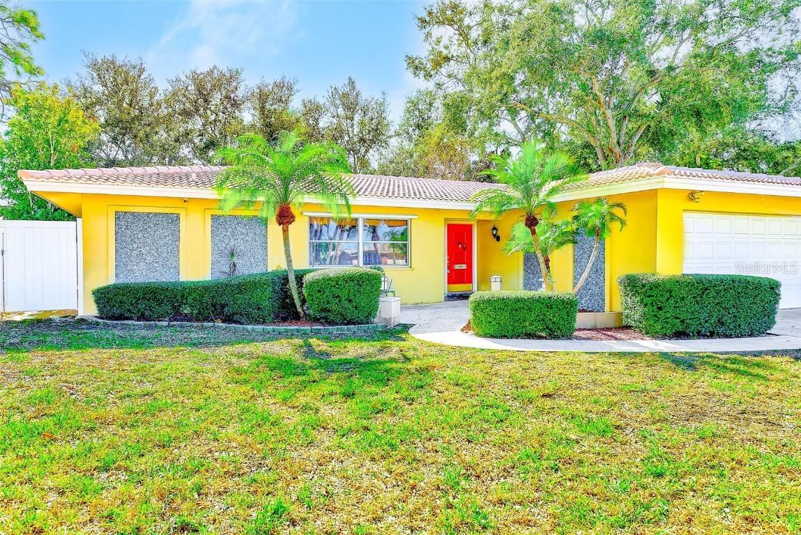 14690 S Imperial Point Dr., Largo, FL 33774