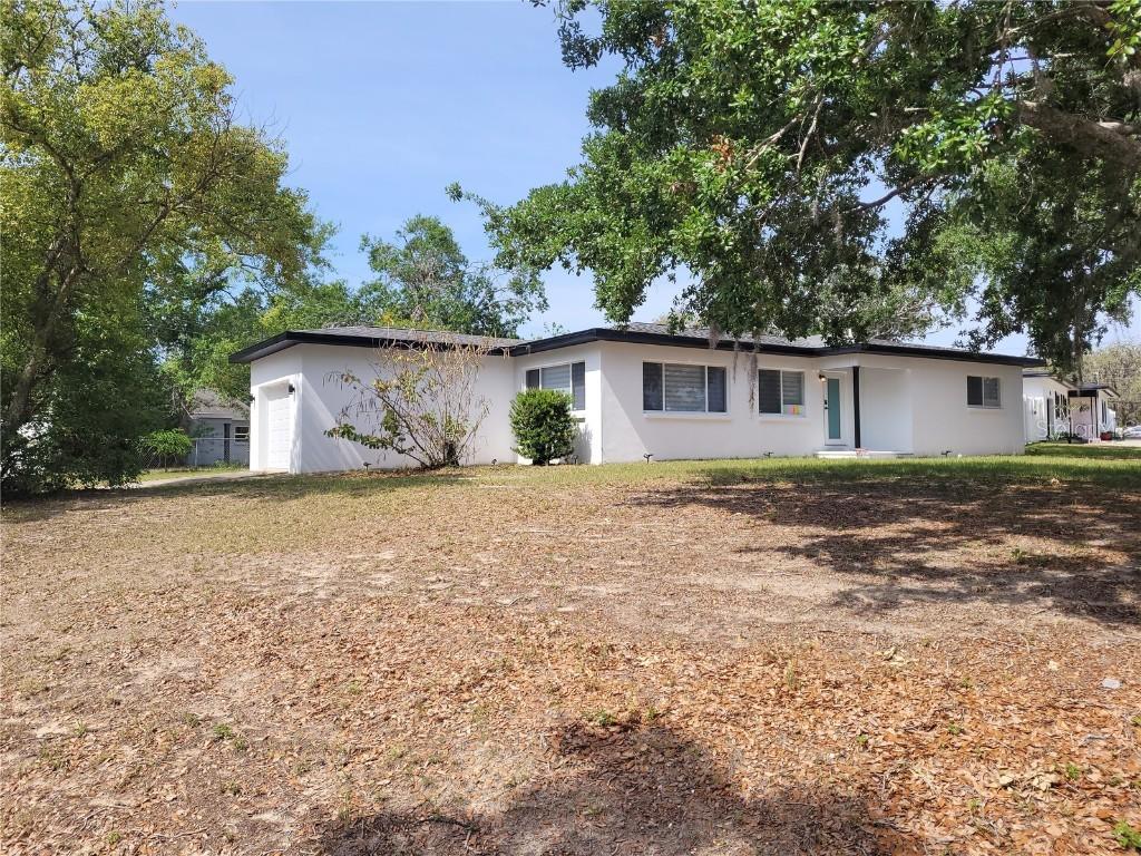 105 Forest Park Ave., Temple Terrace, FL 33617