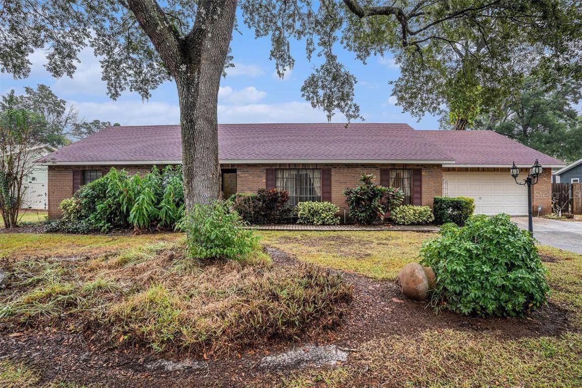 2110 Siloam Springs Dr., Dover, FL 33527