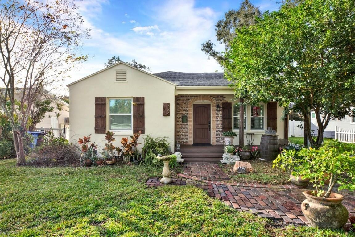 734 37th Ave., St Petersburg, FL 33704