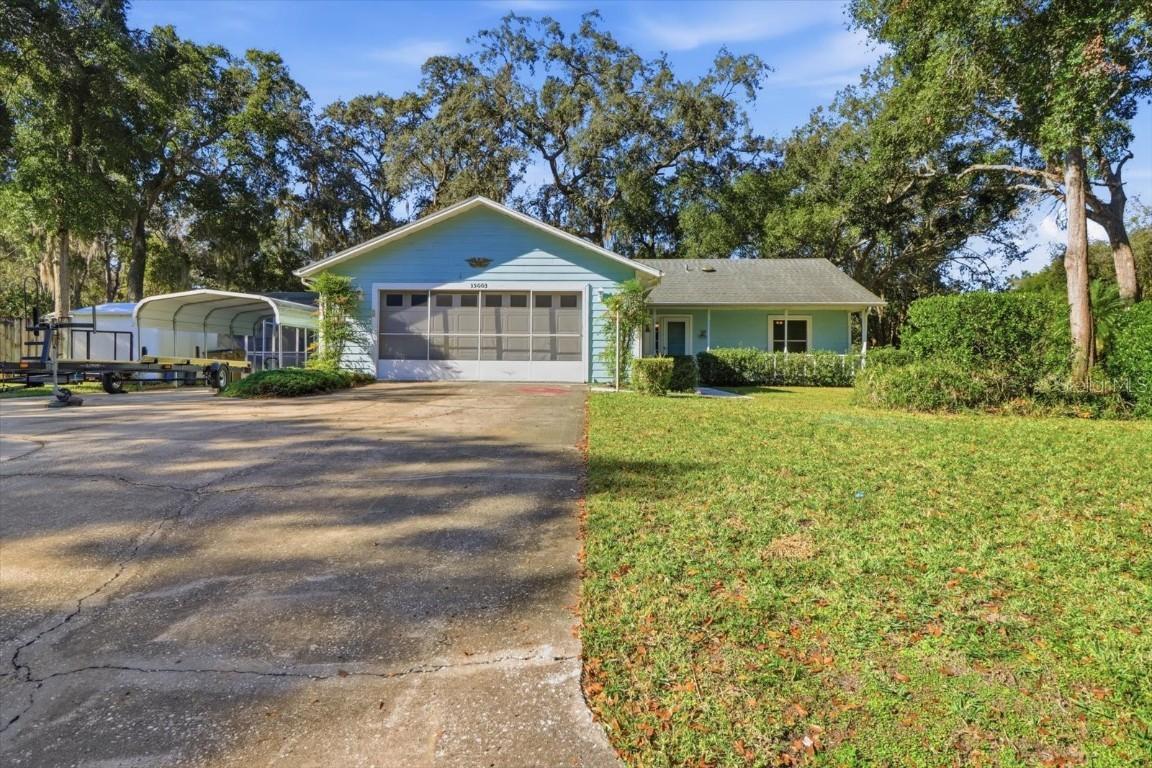 35003 Silver Oak Dr., Leesburg, FL 34788