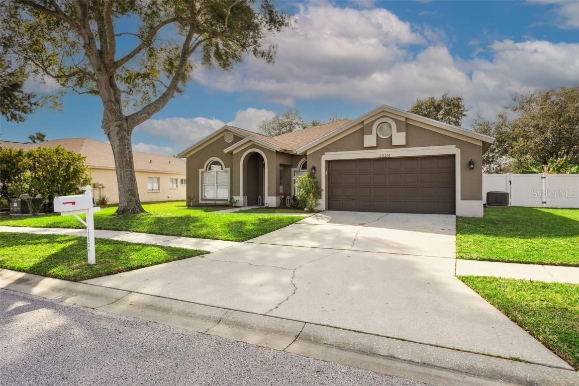 22536 Magnolia Trace Blvd., Lutz, FL 33549