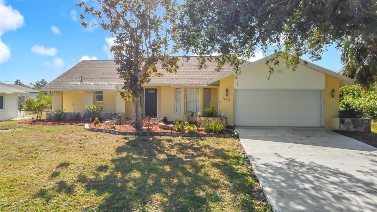 10253 Winstead Ave., Englewood, FL 34224