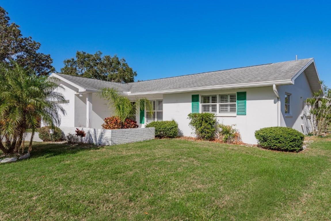 2949 Briar Cliff Dr., Palm Harbor, FL 34684