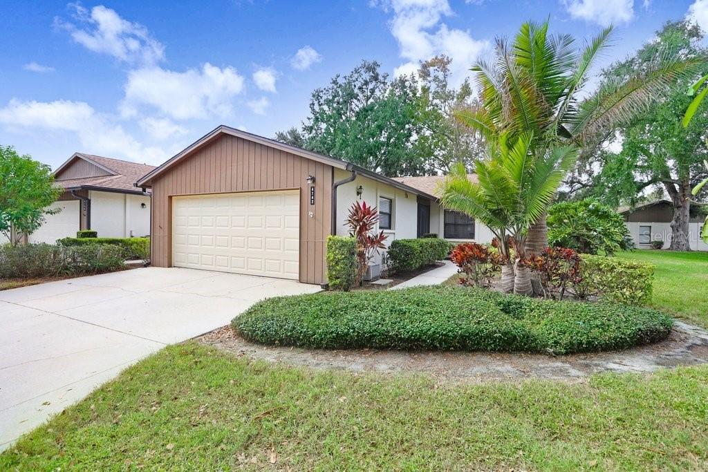 4742 Oak Hill Dr. #12, Sarasota, FL 34232
