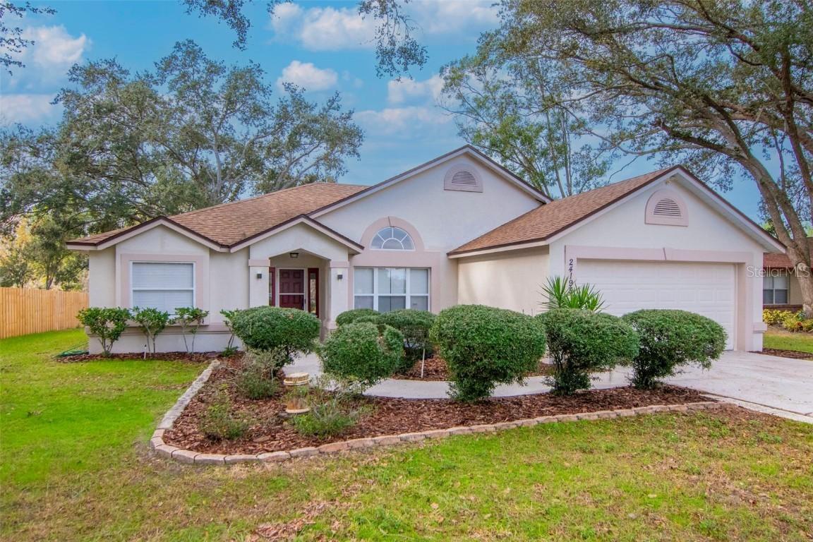 24195 Landing Dr., Lutz, FL 33559