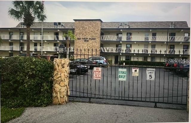 6100 12th St. #212, St Petersburg, FL 33705