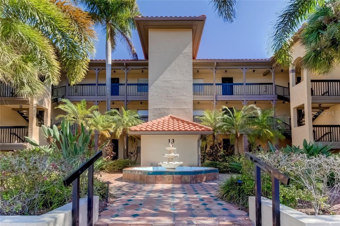 2400 Feather Sound Dr. #1334, Clearwater, FL 33762